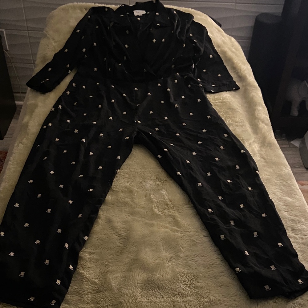 Chic Black Patterned Jumpsuit
